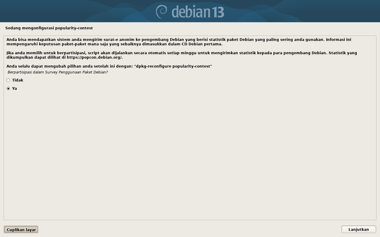 pilih apakah akan ikut Survey Penggunaan Paket Debian