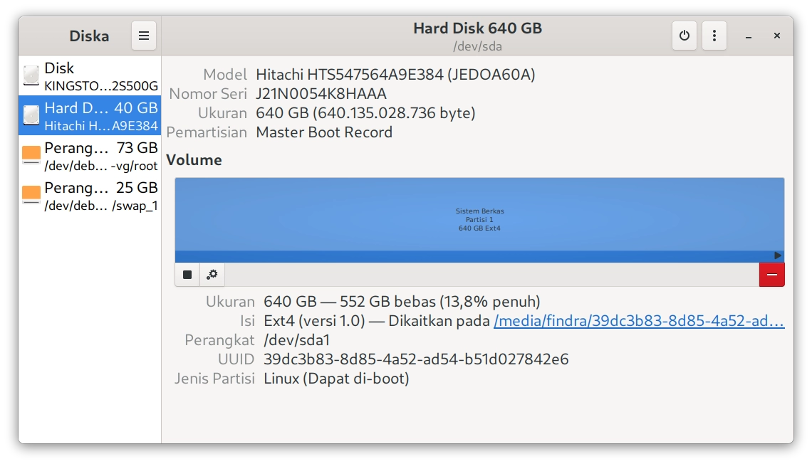 aplikasi diska menunjukkan informasi tentang hard disk